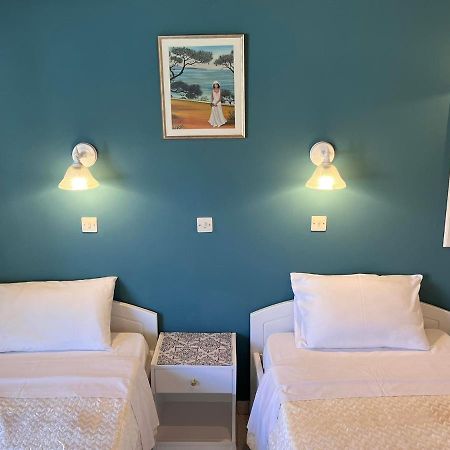 Roxani Studios-Apartments Pétra Eksteriør bilde