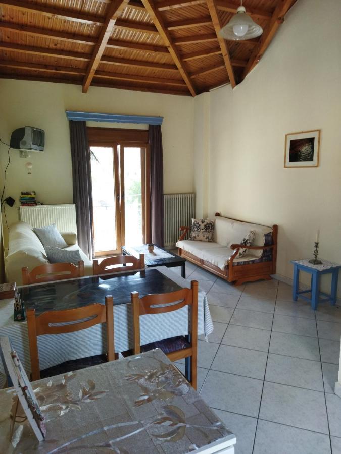 Roxani Studios-Apartments Pétra Eksteriør bilde