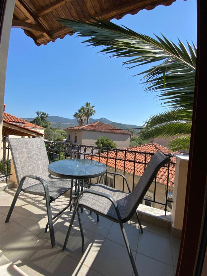 Roxani Studios-Apartments Pétra Eksteriør bilde